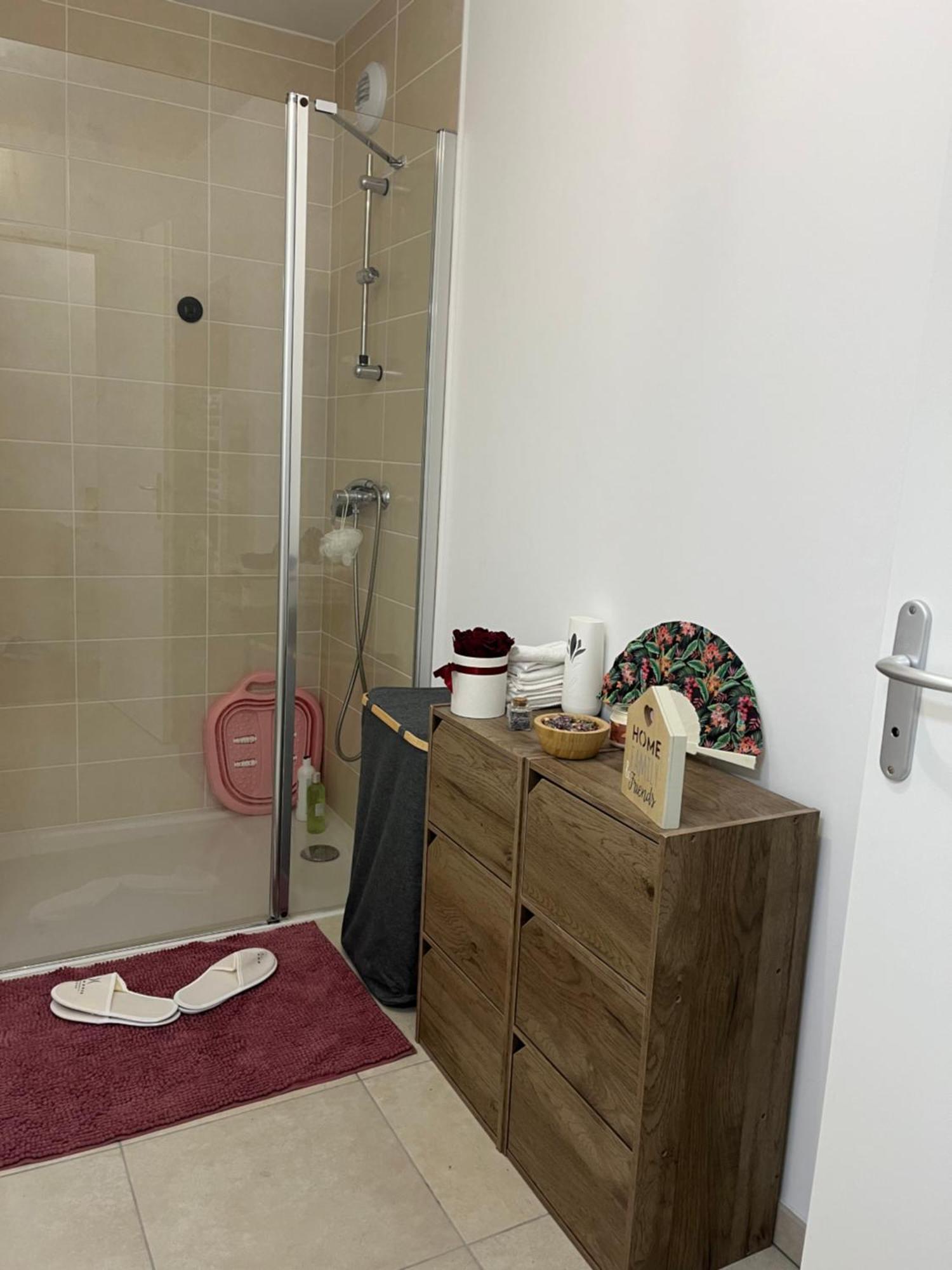 Appartement Luxueux Au Coeur De Lila Exterior foto